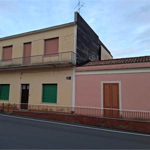 3 locali In Vendita a Acireale