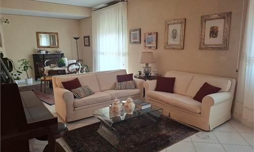 Appartamento In Vendita a Acireale